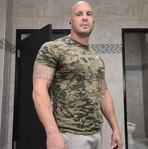 Meet your Posher, Brett